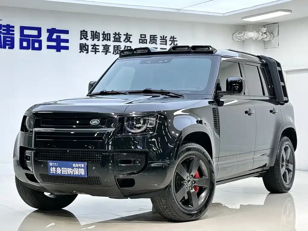 Land Rover Defender — фото 1