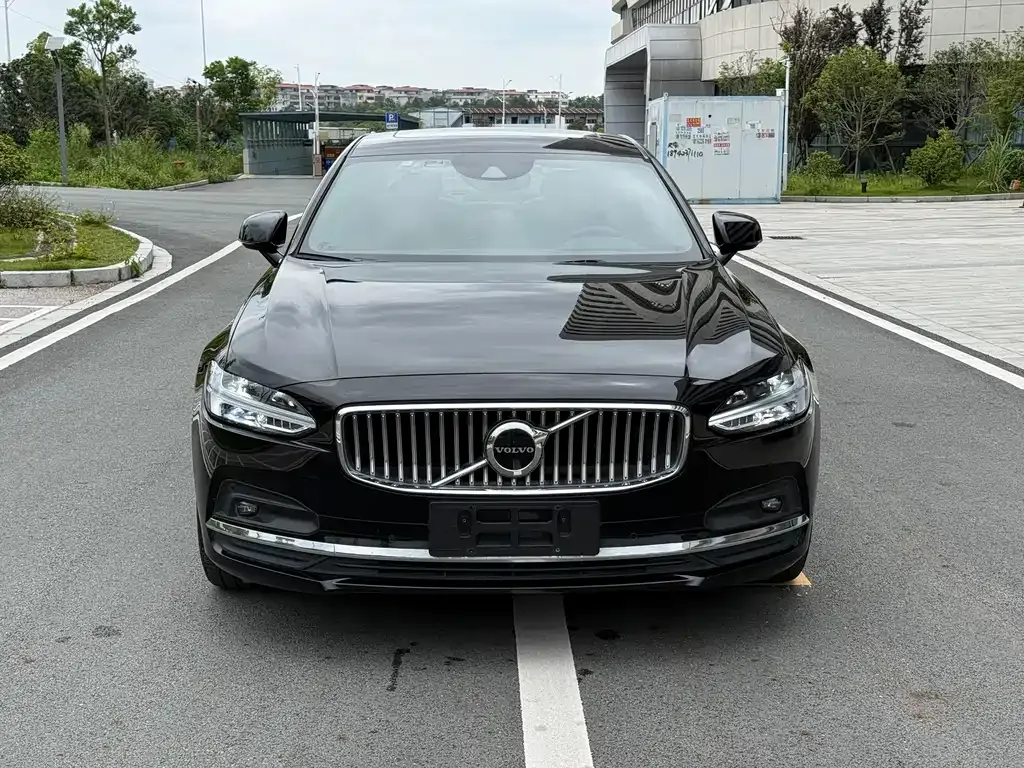 Volvo S90 — фото 9