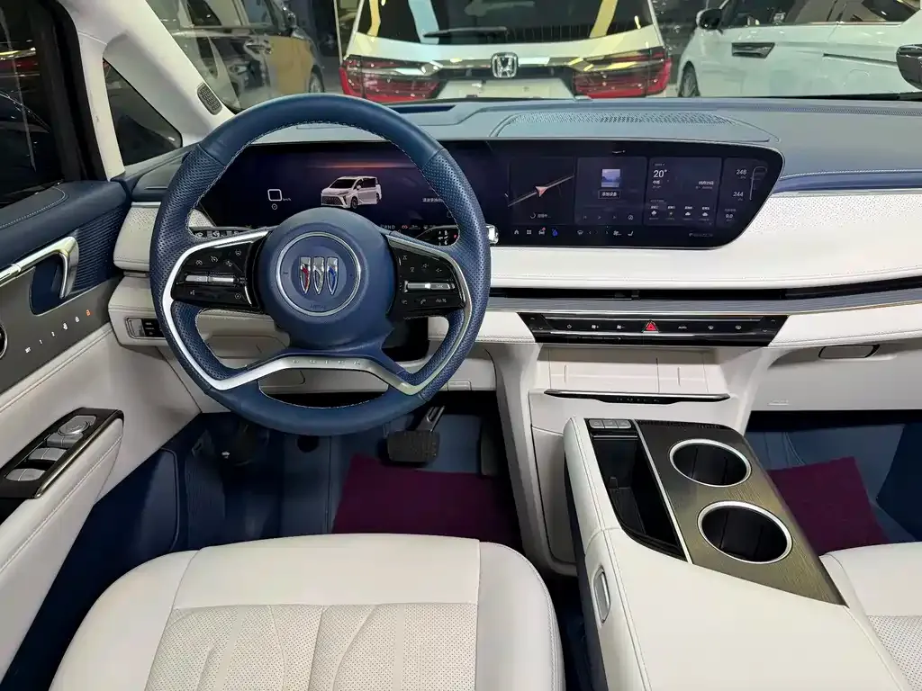 Buick GL8 Hybrid — фото 4
