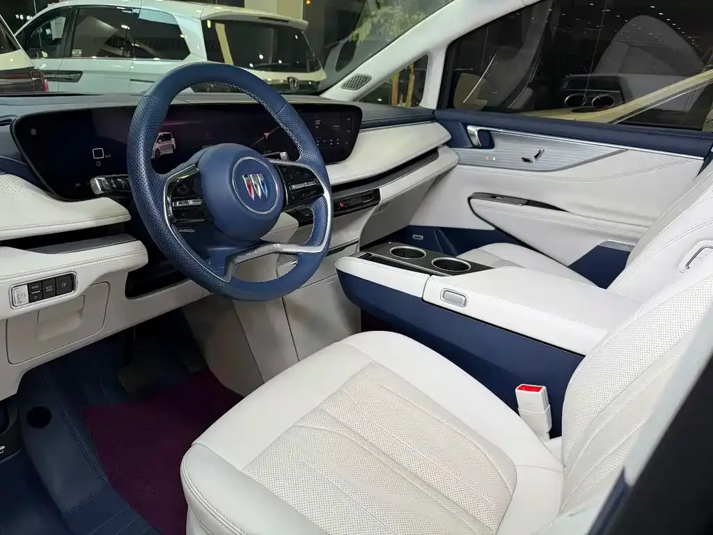 Buick GL8 Hybrid — фото 8