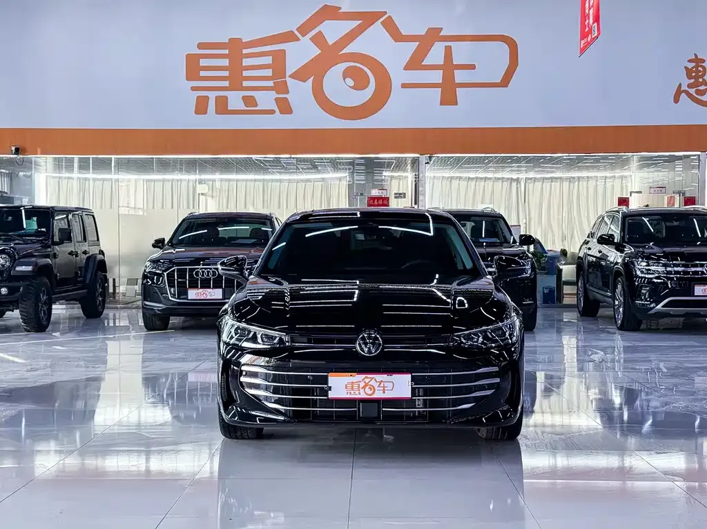 Volkswagen Passat — фото 1
