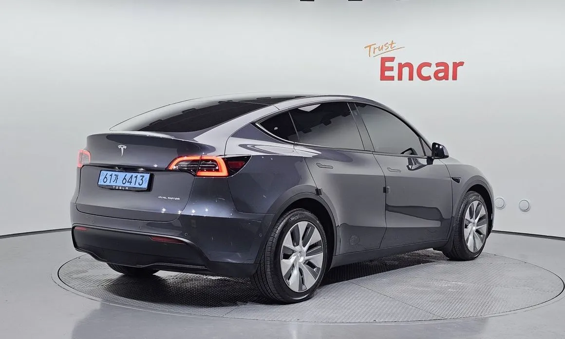 Tesla Model Y — фото 4