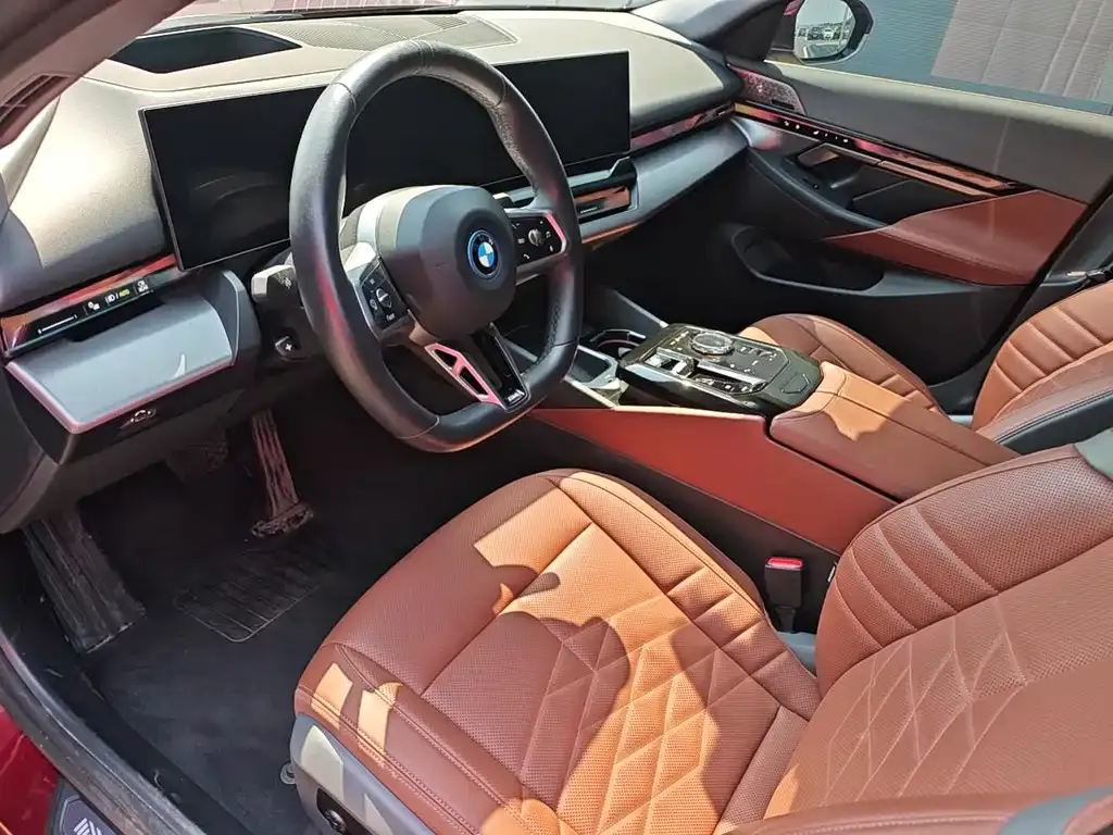 BMW i5 — фото 9