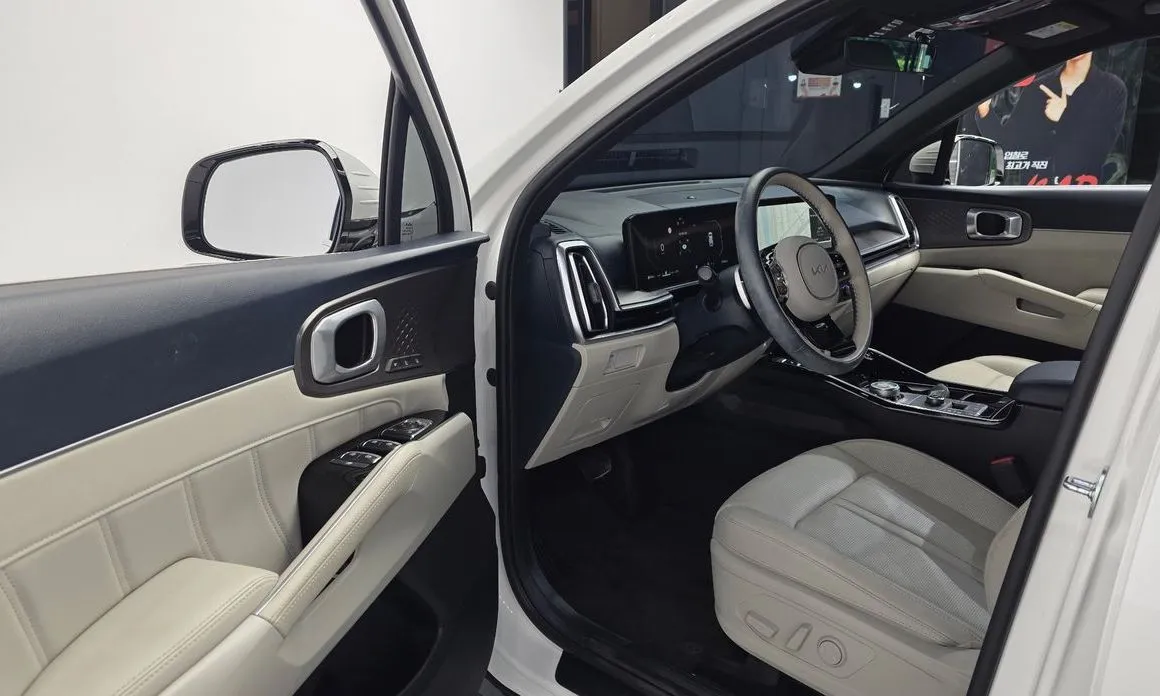 Kia Sorento — фото 5