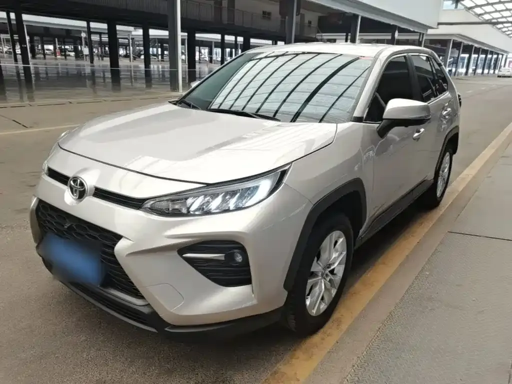 Toyota Wildlander — фото 1