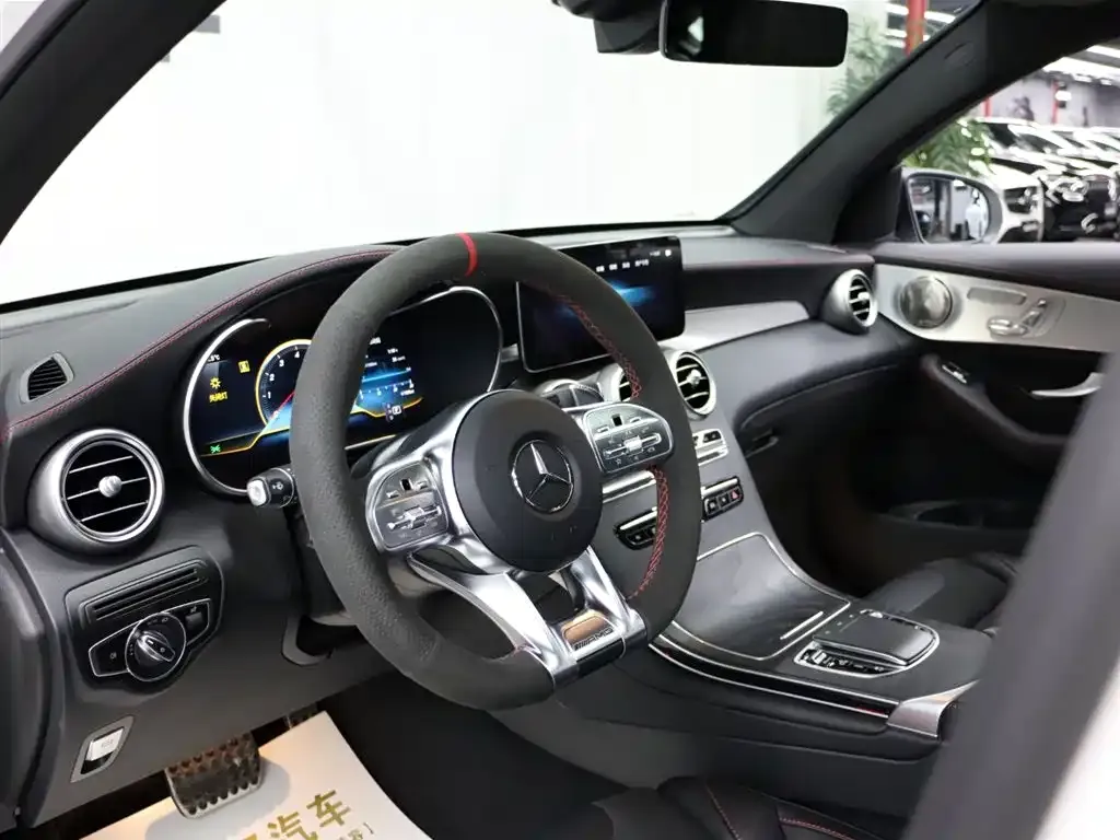 Mercedes-Benz GLC Coupe AMG — фото 8