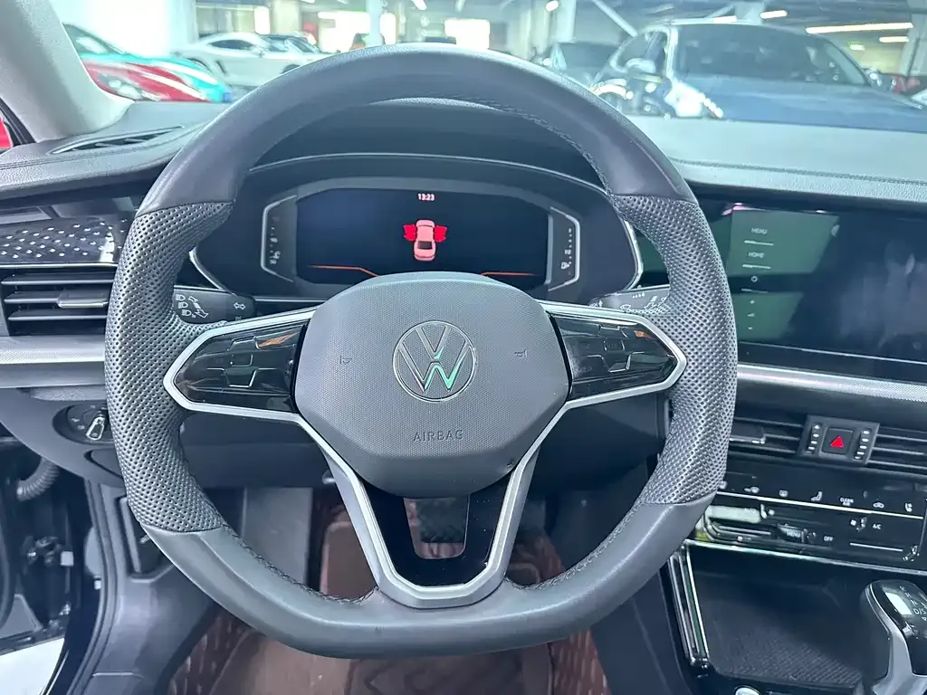 Volkswagen Passat — фото 9