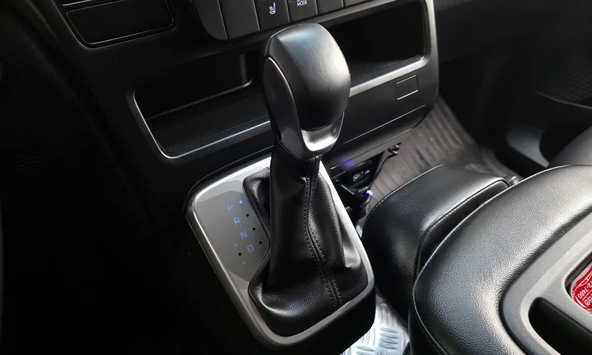 Hyundai Staria — фото 3