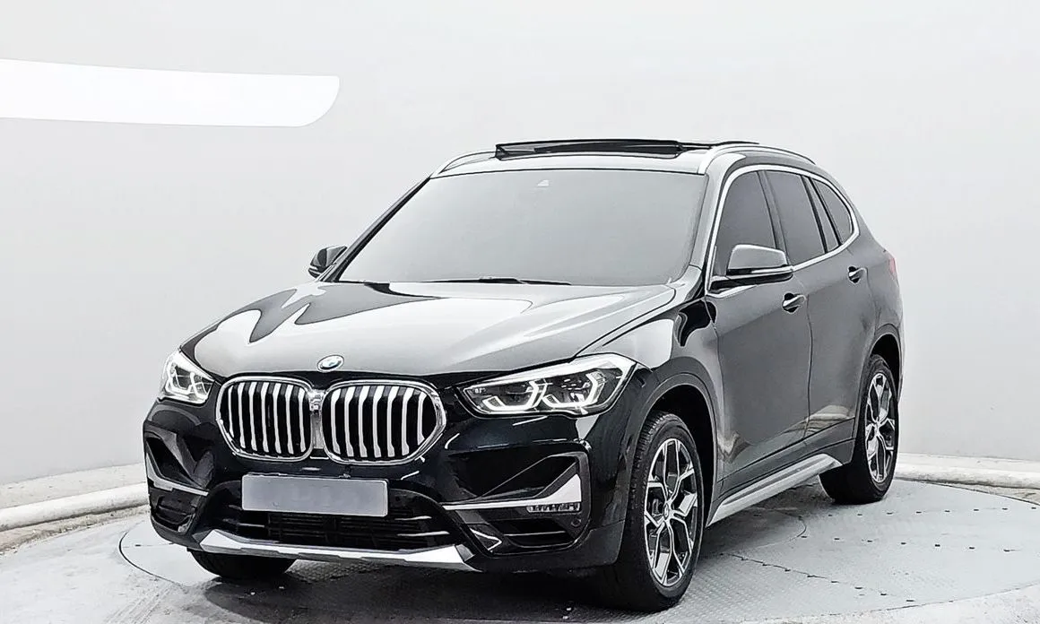 BMW X1 — фото 1