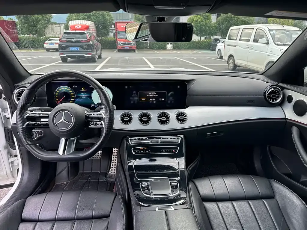 Mercedes-Benz E-Class (Import) — фото 7