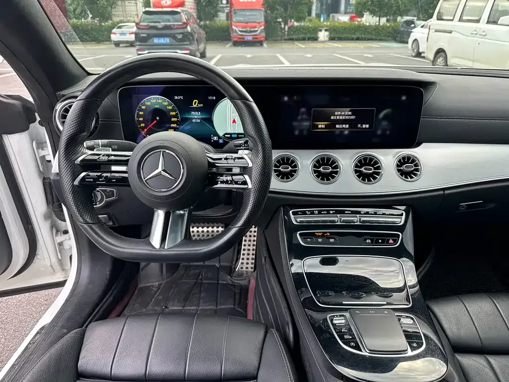 Mercedes-Benz E-Class (Import) — фото 5