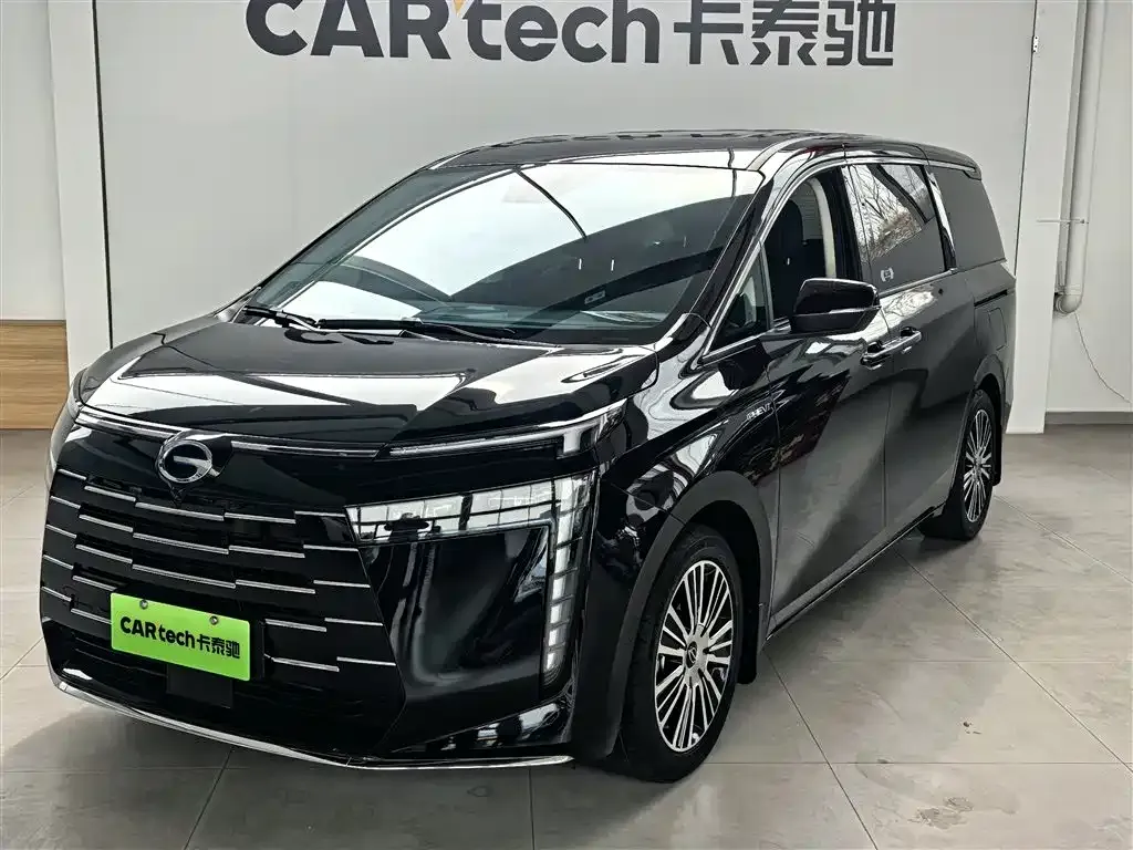 GAC Motor Trumpchi E8 PHEV — фото 1