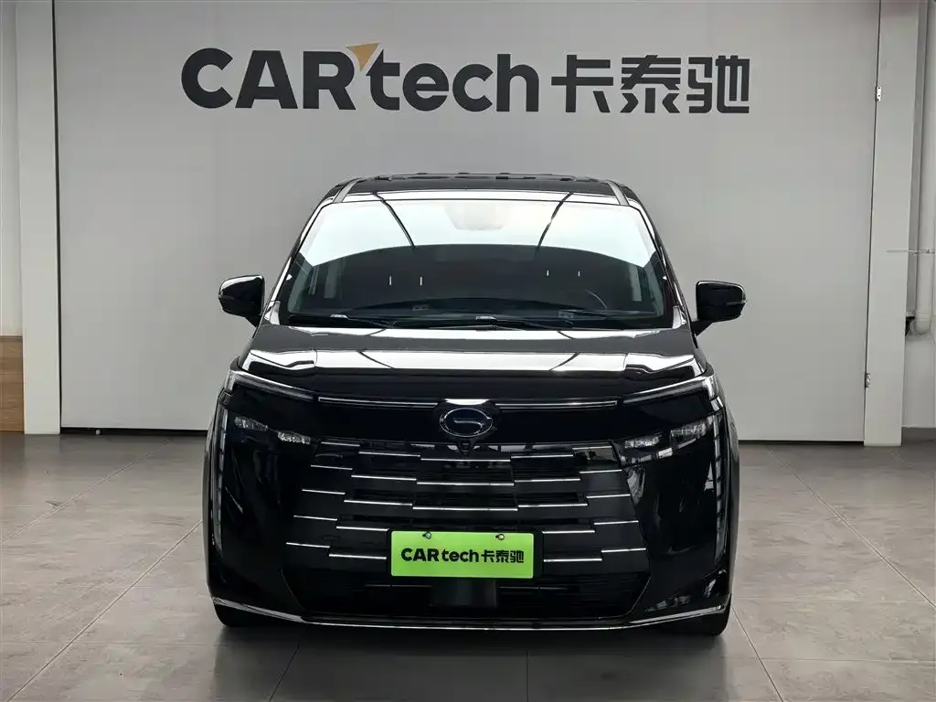 GAC Motor Trumpchi E8 PHEV — фото 2