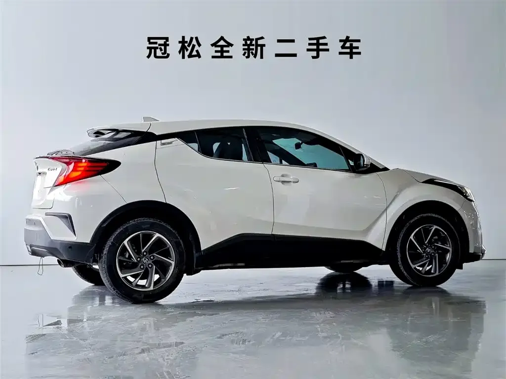 Toyota C-HR — фото 7