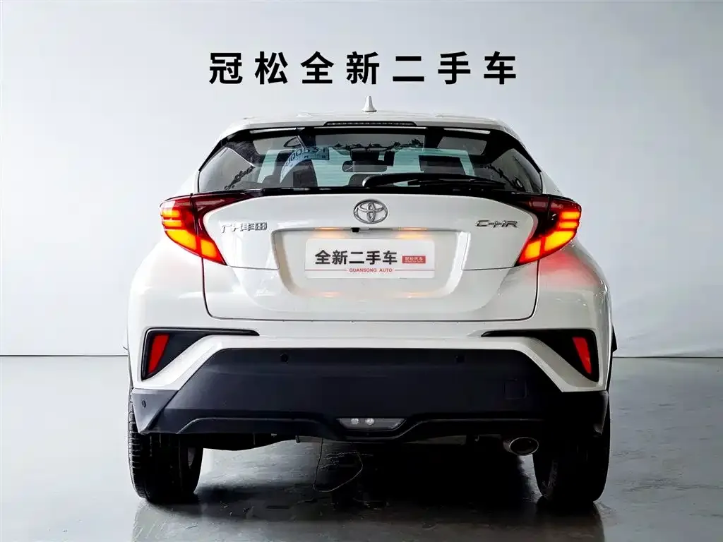Toyota C-HR — фото 4