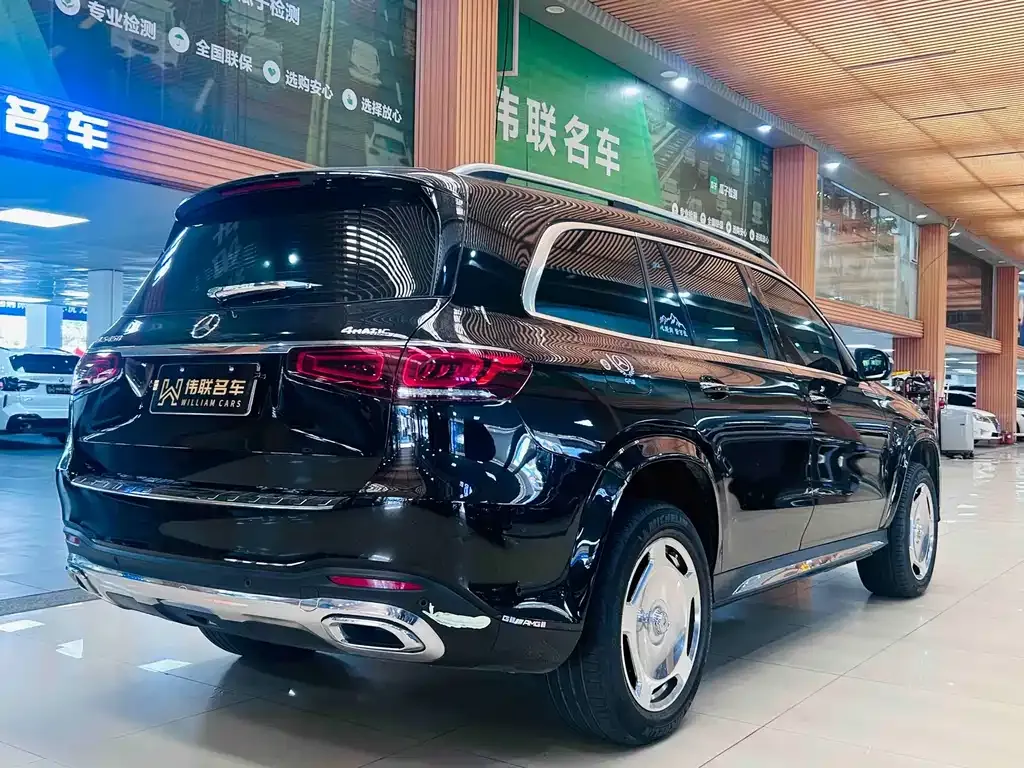 Mercedes-Benz GLS — фото 9