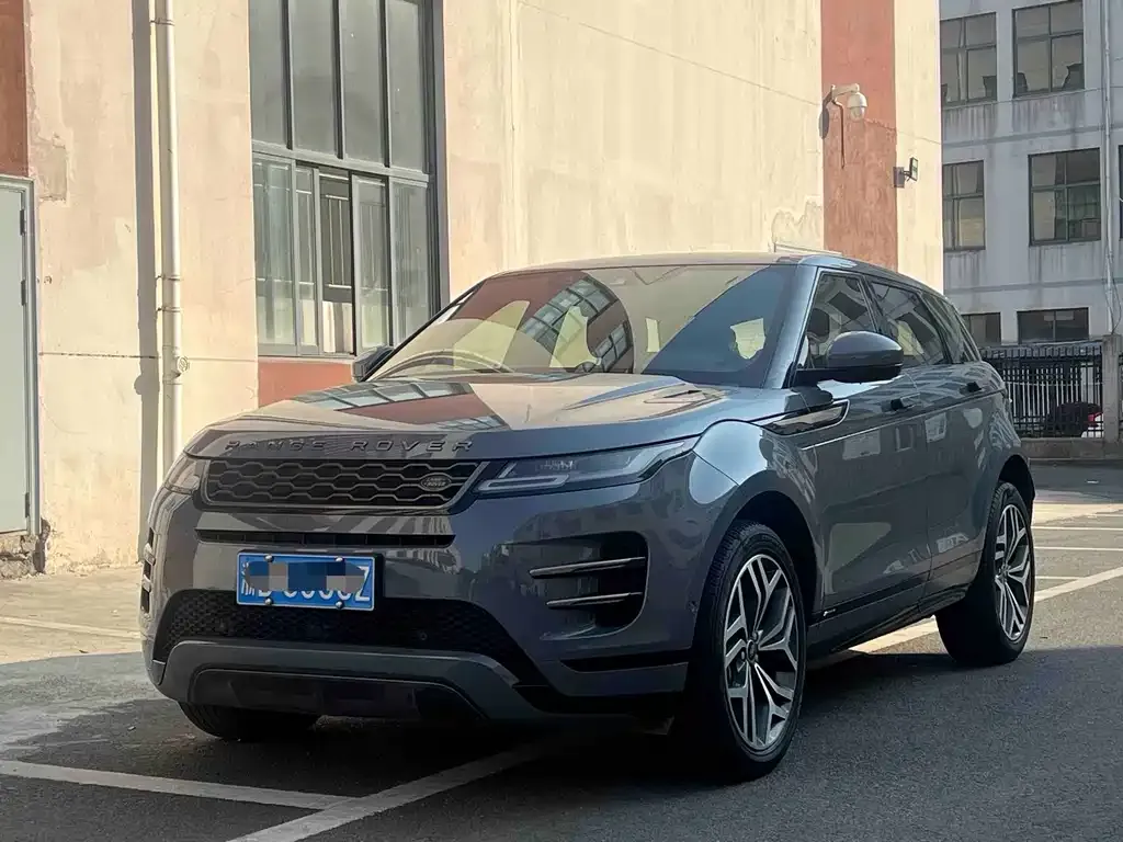 Land Rover Evoque — фото 1