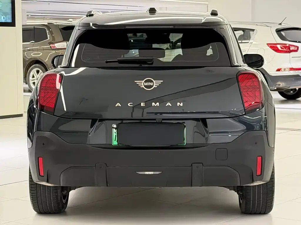 MINI Aceman EV — фото 2