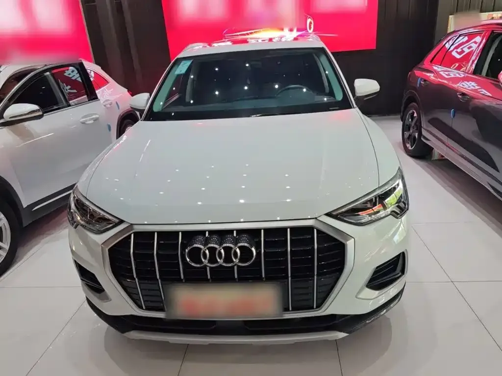 Audi Q3 — фото 5