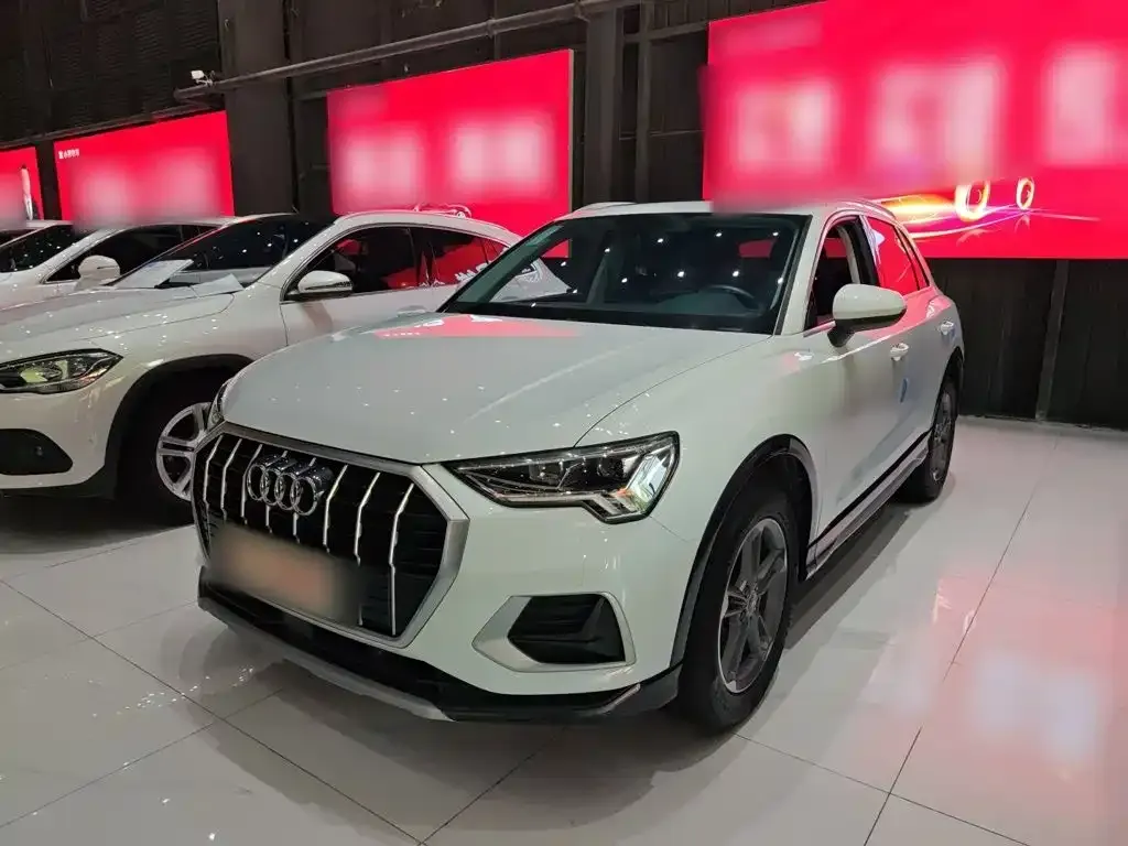 Audi Q3 — фото 6