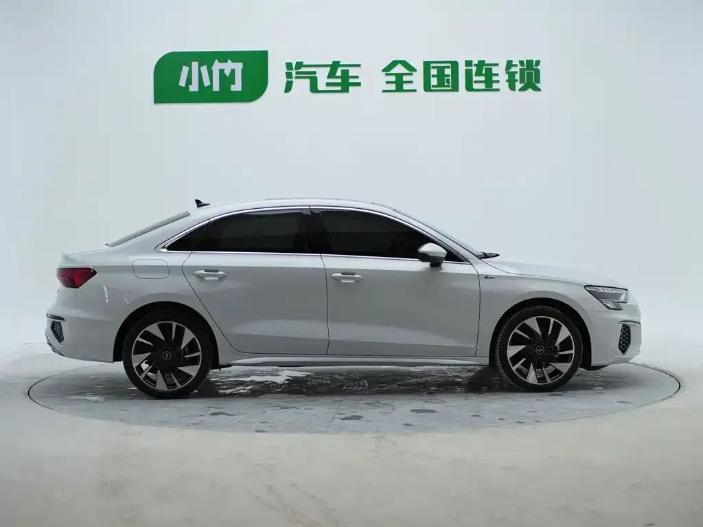 Audi A3 — фото 3