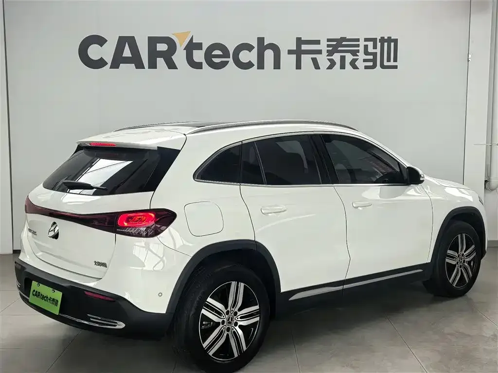 Mercedes-Benz EQA — фото 10