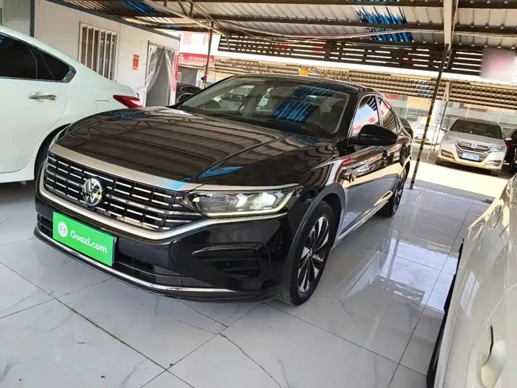 Volkswagen Passat — фото 10