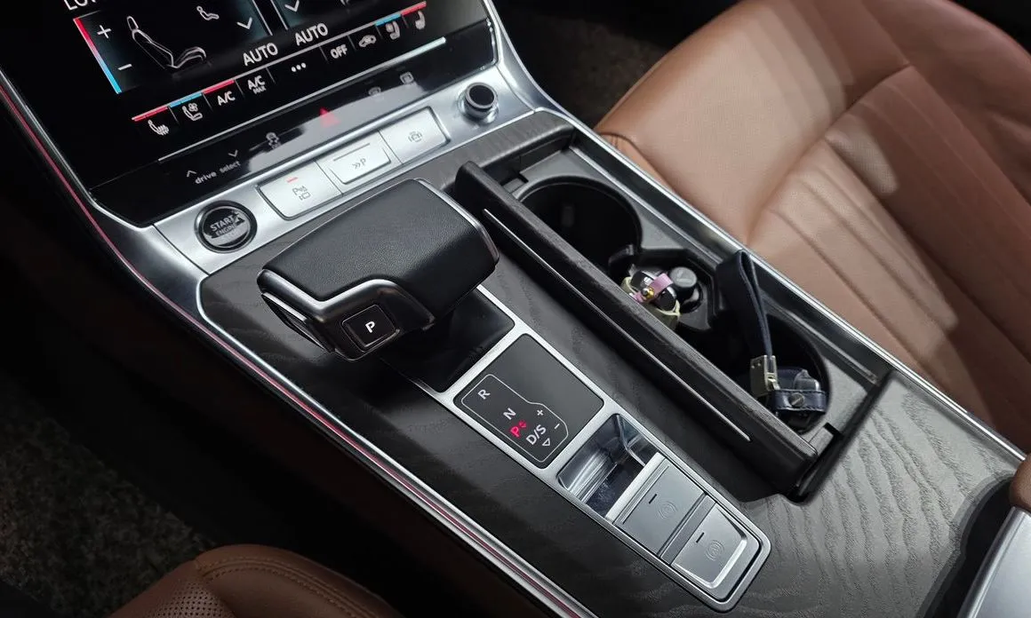 Audi A6 — фото 7