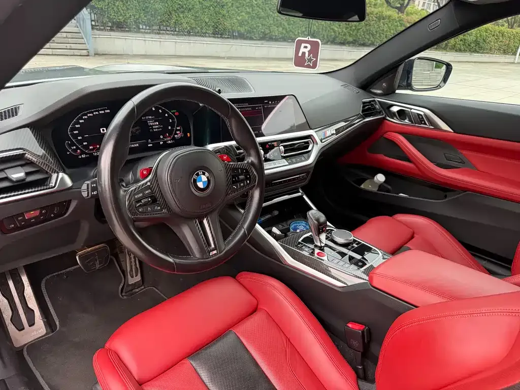 BMW M4 — фото 9