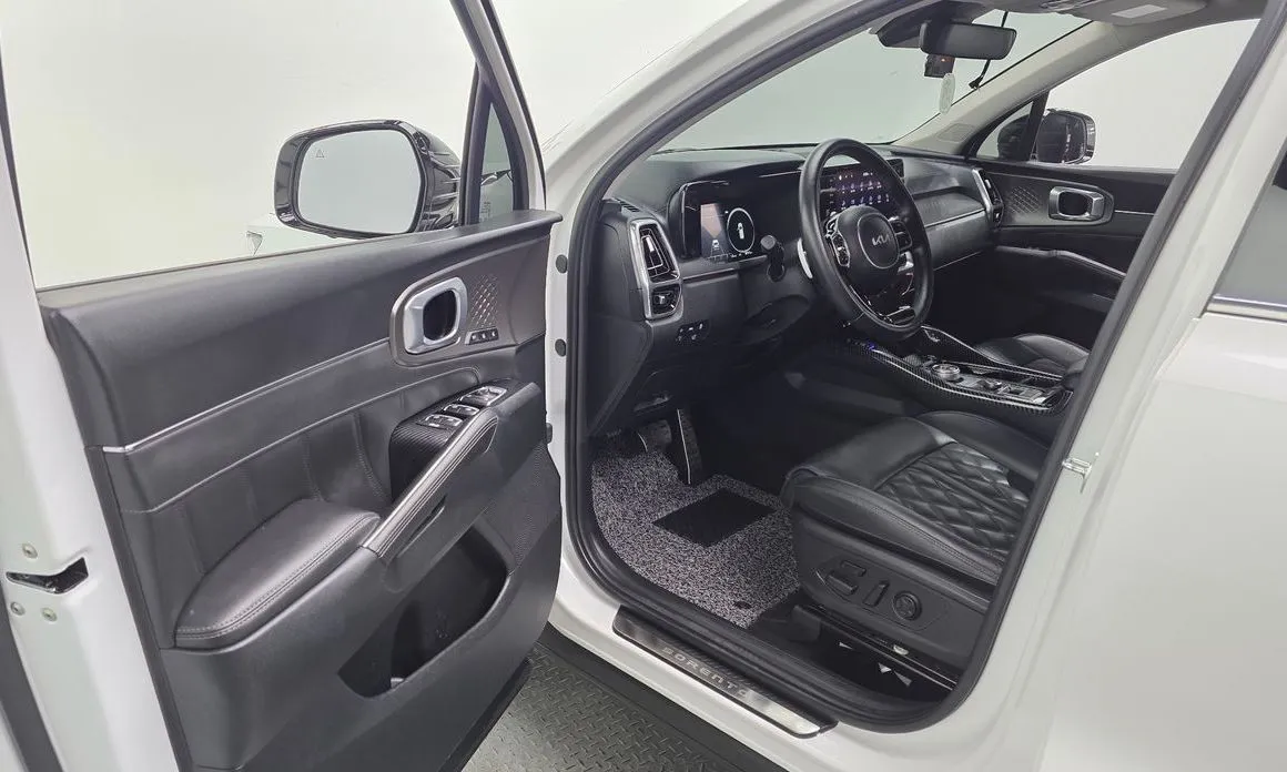 Kia Sorento — фото 9