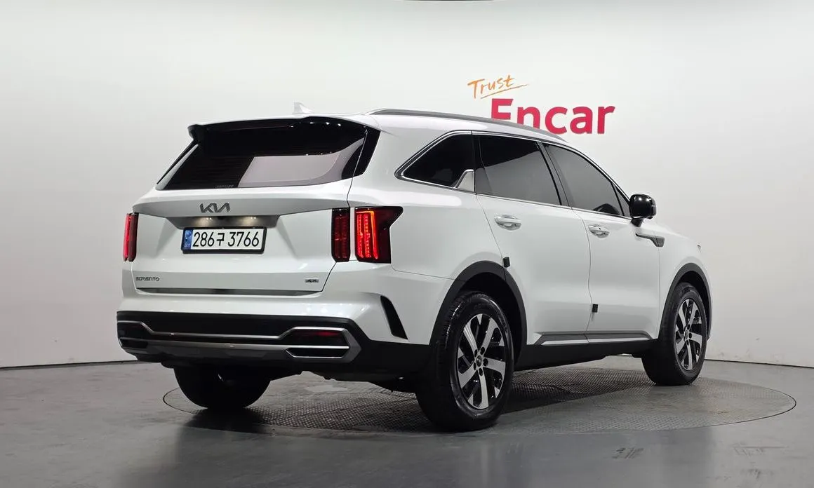 Kia Sorento — фото 7
