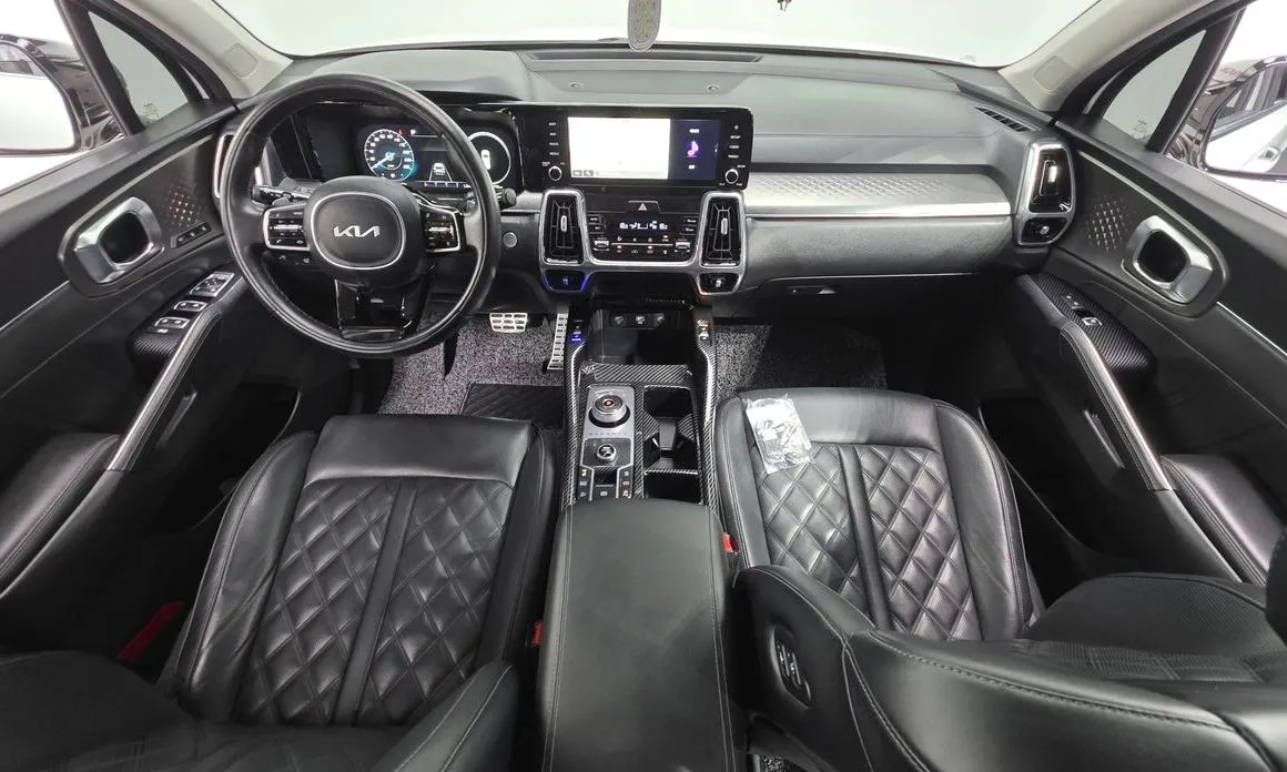 Kia Sorento — фото 4