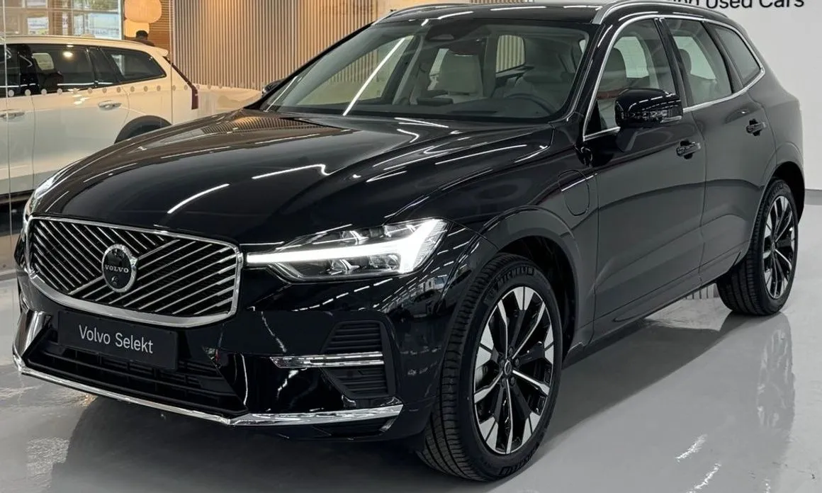 Volvo XC60 — фото 1