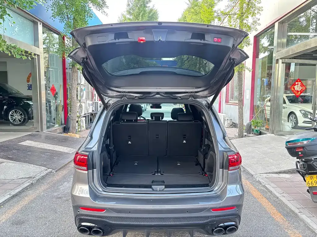 Mercedes-Benz GLB AMG — фото 8