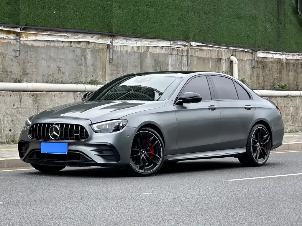Mercedes-Benz E-Class AMG — фото 1