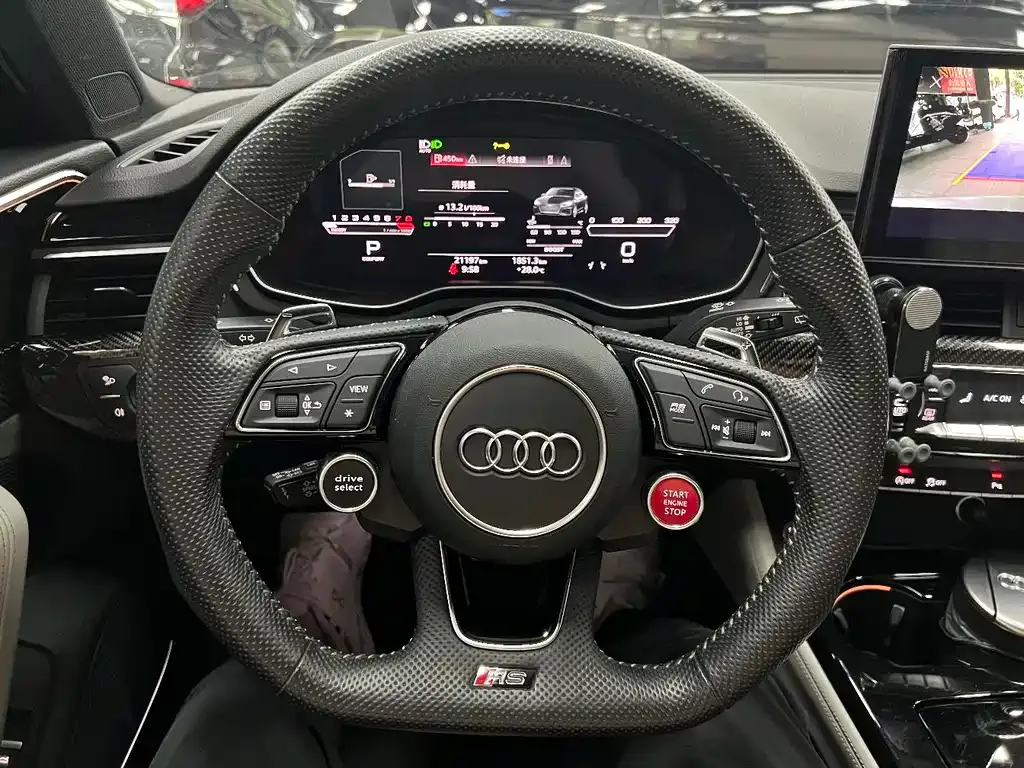 Audi RS 4 — фото 10