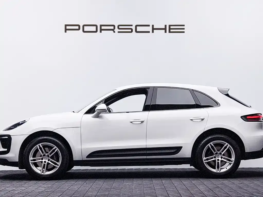 Porsche Macan — фото 5