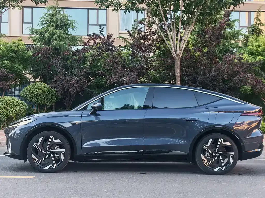Roewe Feifan R7 — фото 10