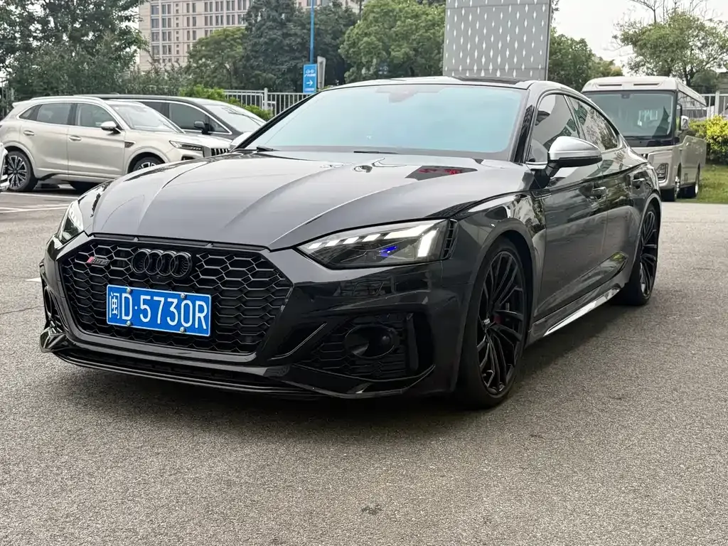 Audi RS 5 — фото 1