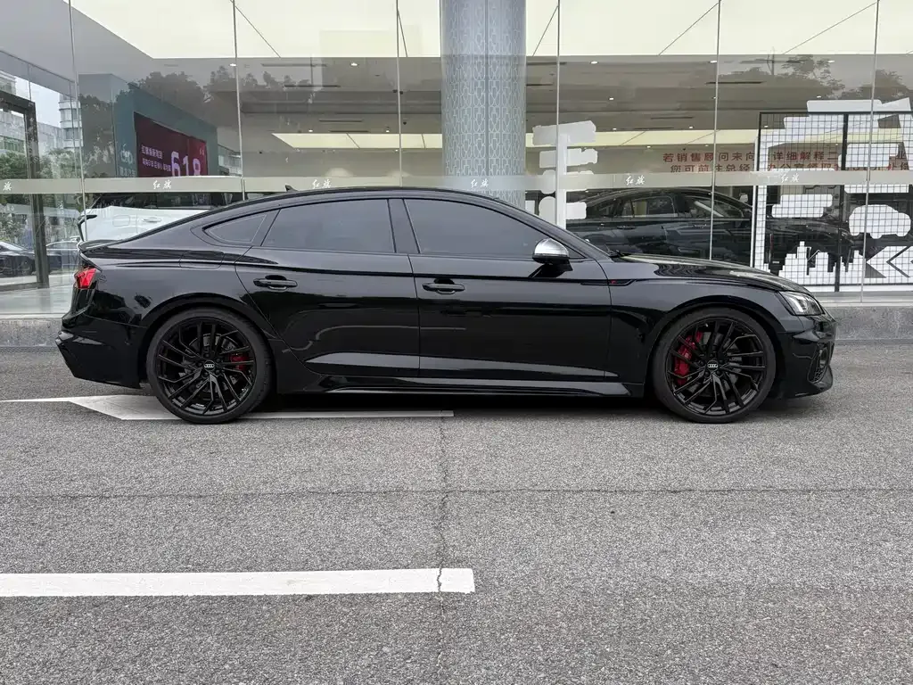Audi RS 5 — фото 10