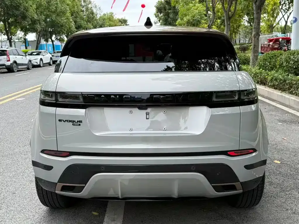 Land Rover Evoque — фото 7