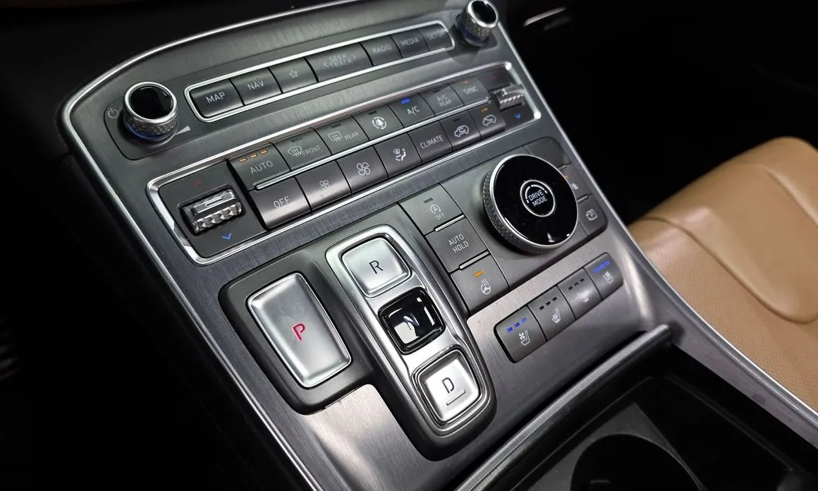 Hyundai Santafe — фото 5