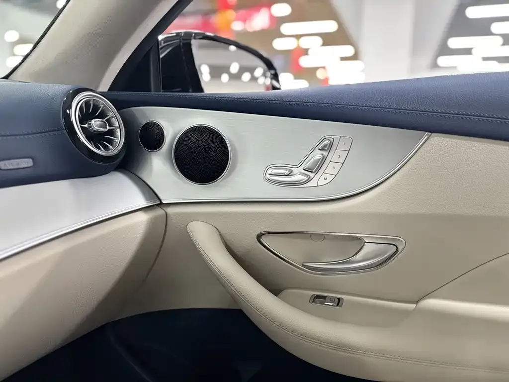 Mercedes-Benz E-Class (Import) — фото 9