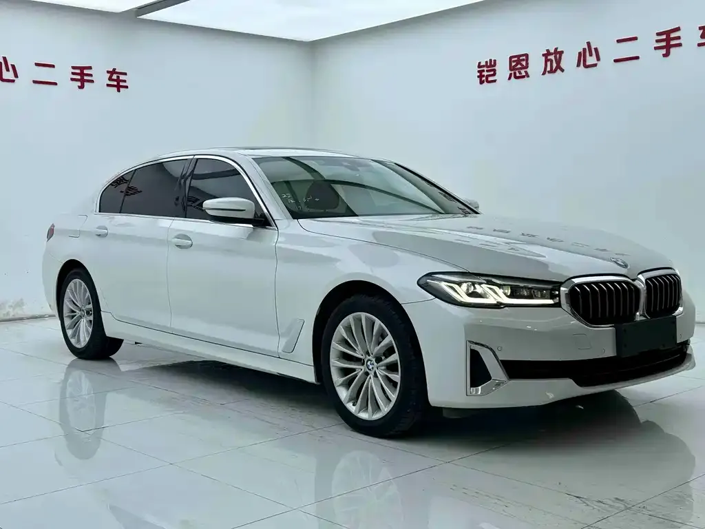BMW 5 Series — фото 3
