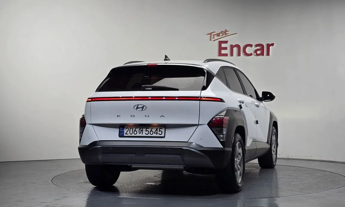 Hyundai Kona — фото 2