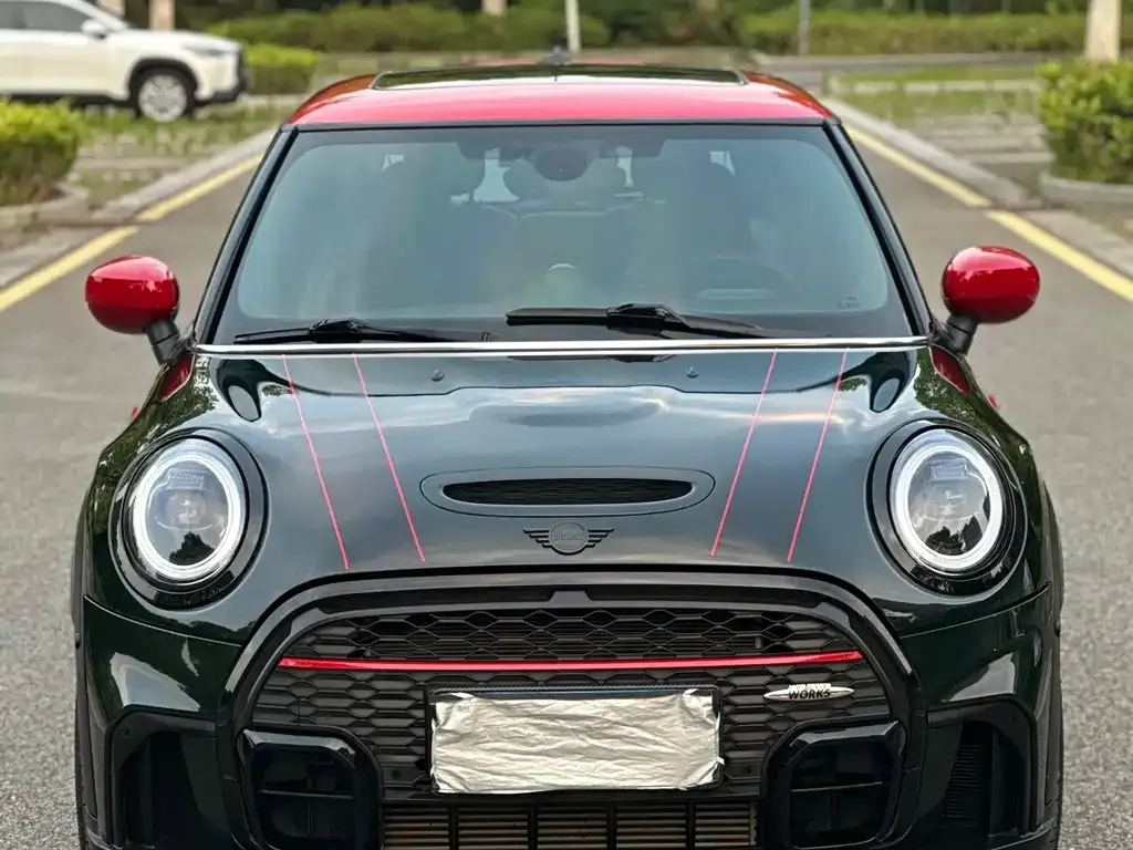 MINI JCW (John Cooper Works) — фото 8
