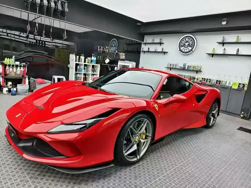 Ferrari F8 — фото 1