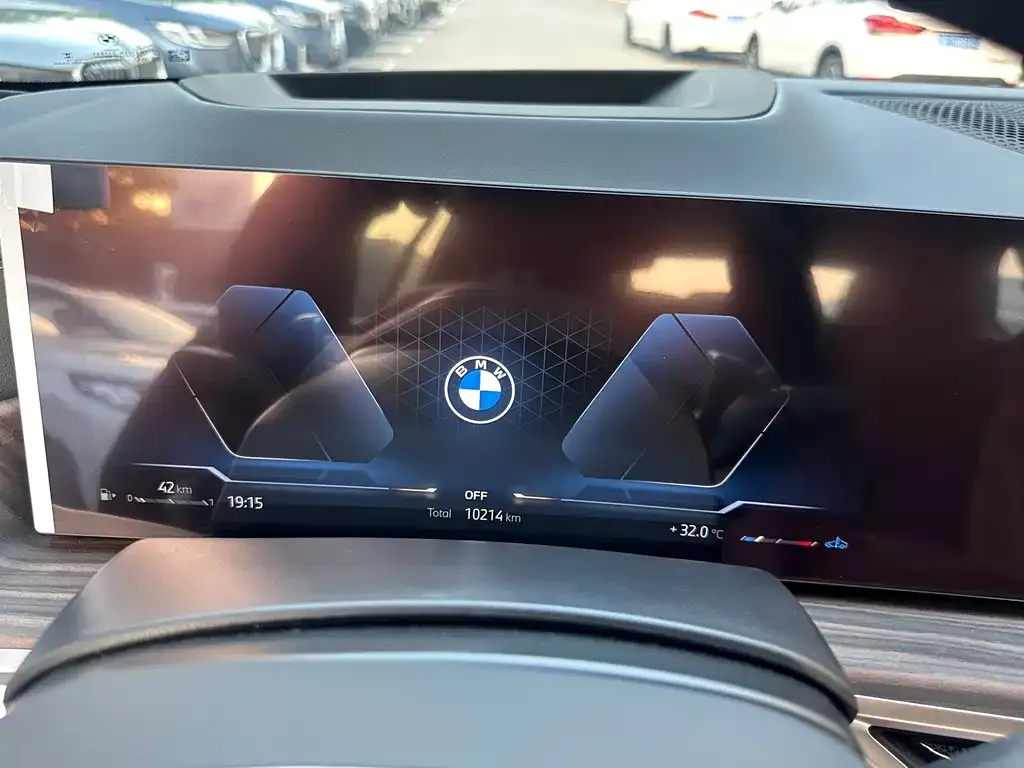 BMW X5 — фото 2
