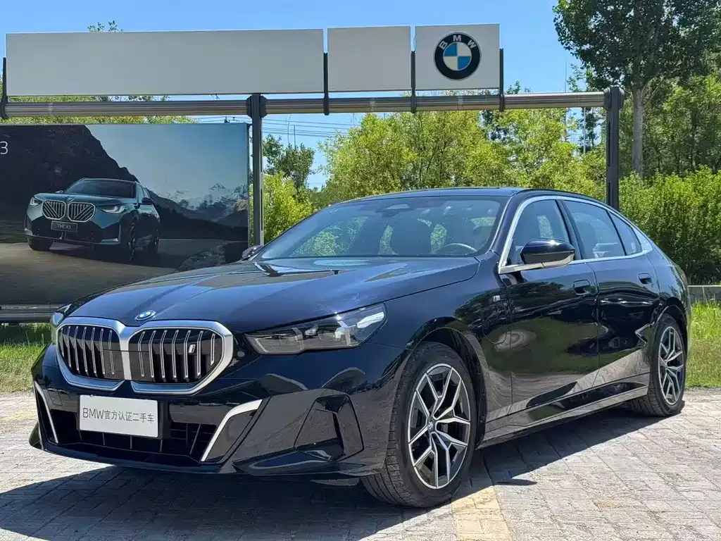 BMW i5 — фото 1