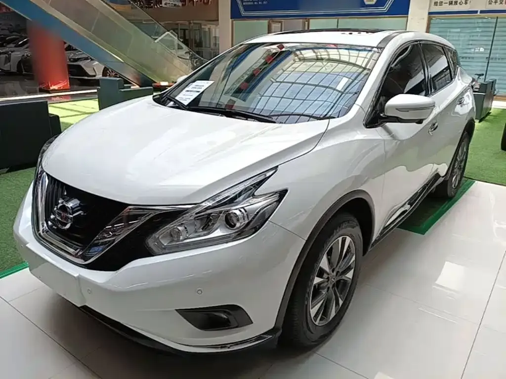 Nissan Murano — фото 1
